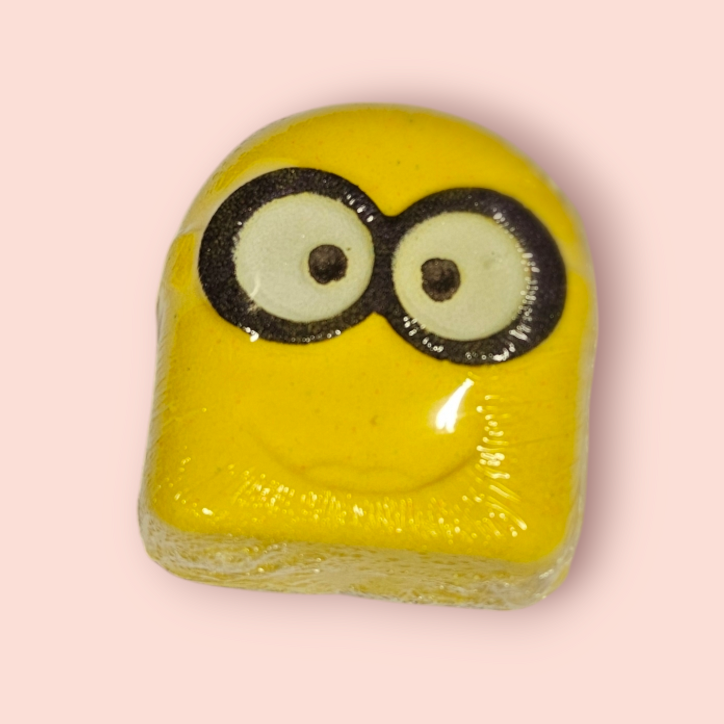 Sticky Toffee Minion Bathbomb