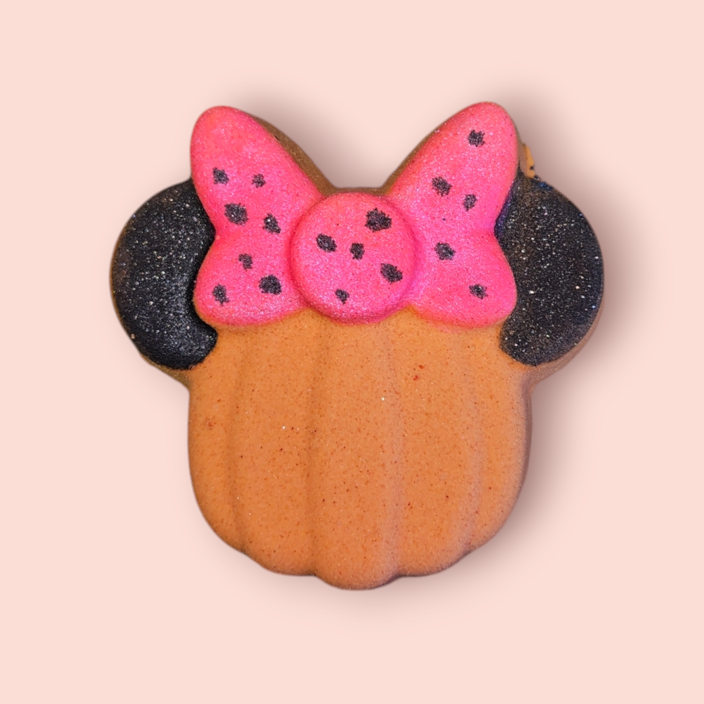 Shaken Not Stirred Pumpkin Bow BathBomb